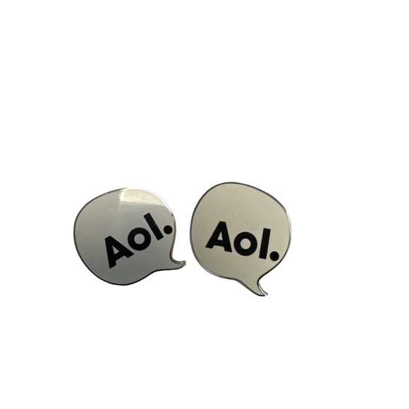 Set of 2 American Online (Aol.) Speech Bubble Logo Enamel Pins.  Collectibles - Picture 2 of 5